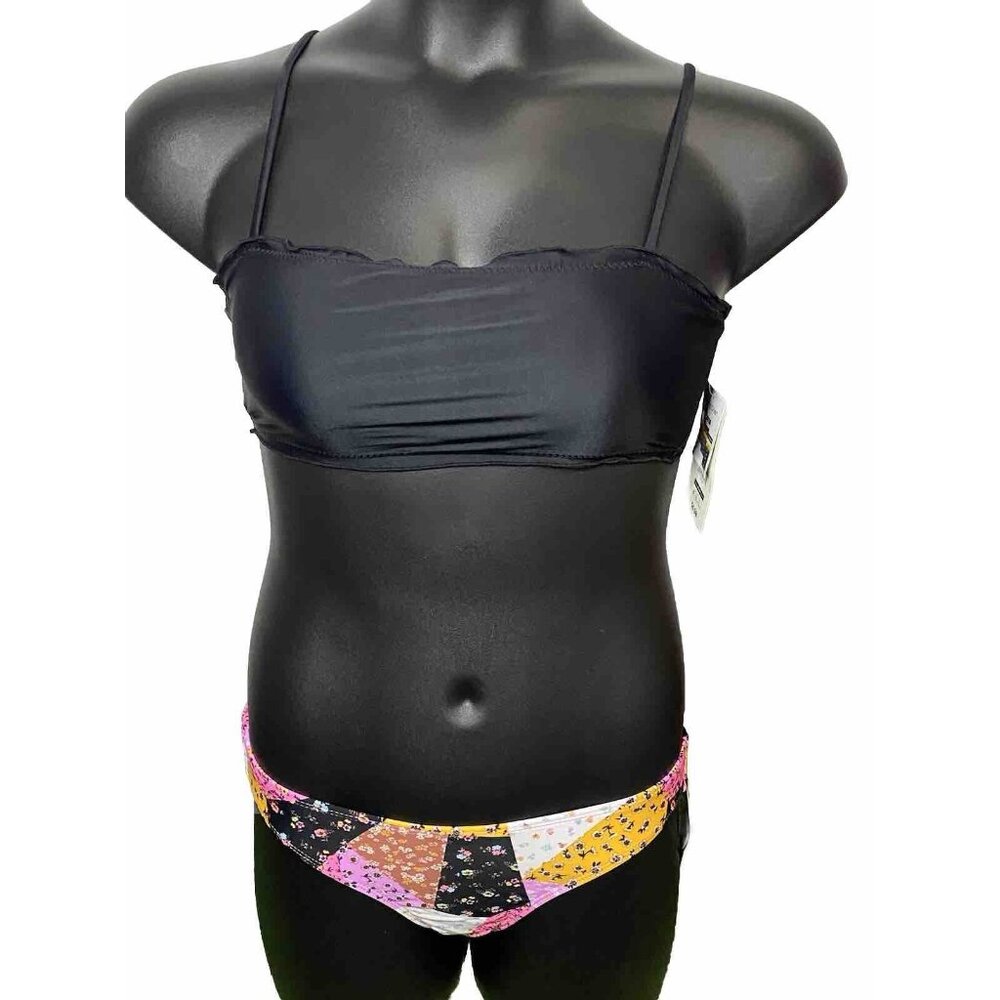 No Boundaries Medium Patchwork Floral Print Bikini Bottoms Black Lettuce Hem Top
